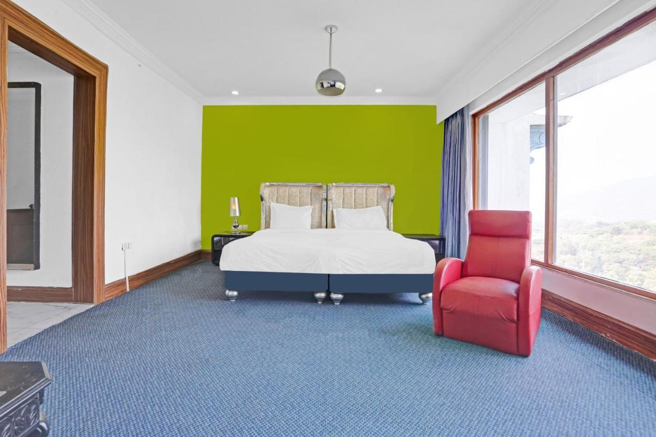 Townhouse Royal Palms Shared Serviced Hotel